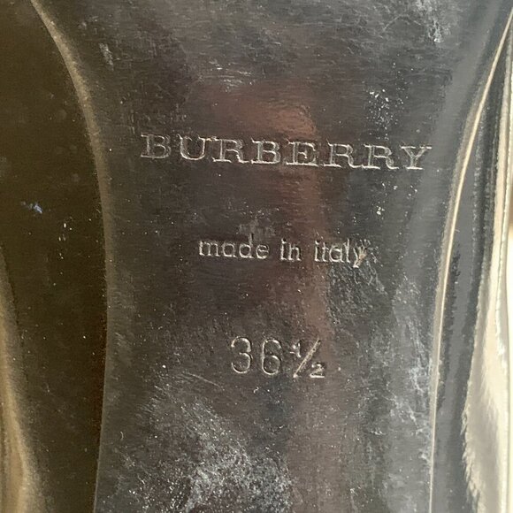 Burberry Patent Leather Pumps - Picture 10 of 10